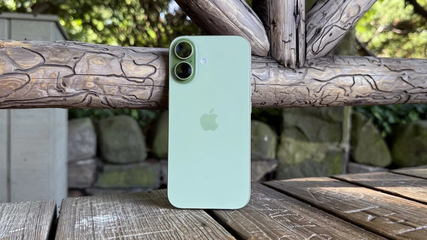 iPhone 18 получит 12 ГБ оперативной памяти, но цена не увеличится

Это минимальный объём ОЗУ, необхо