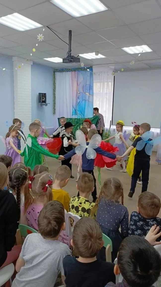 🎭 Спектакль «Дюймовочка» — волшебство на сцене!