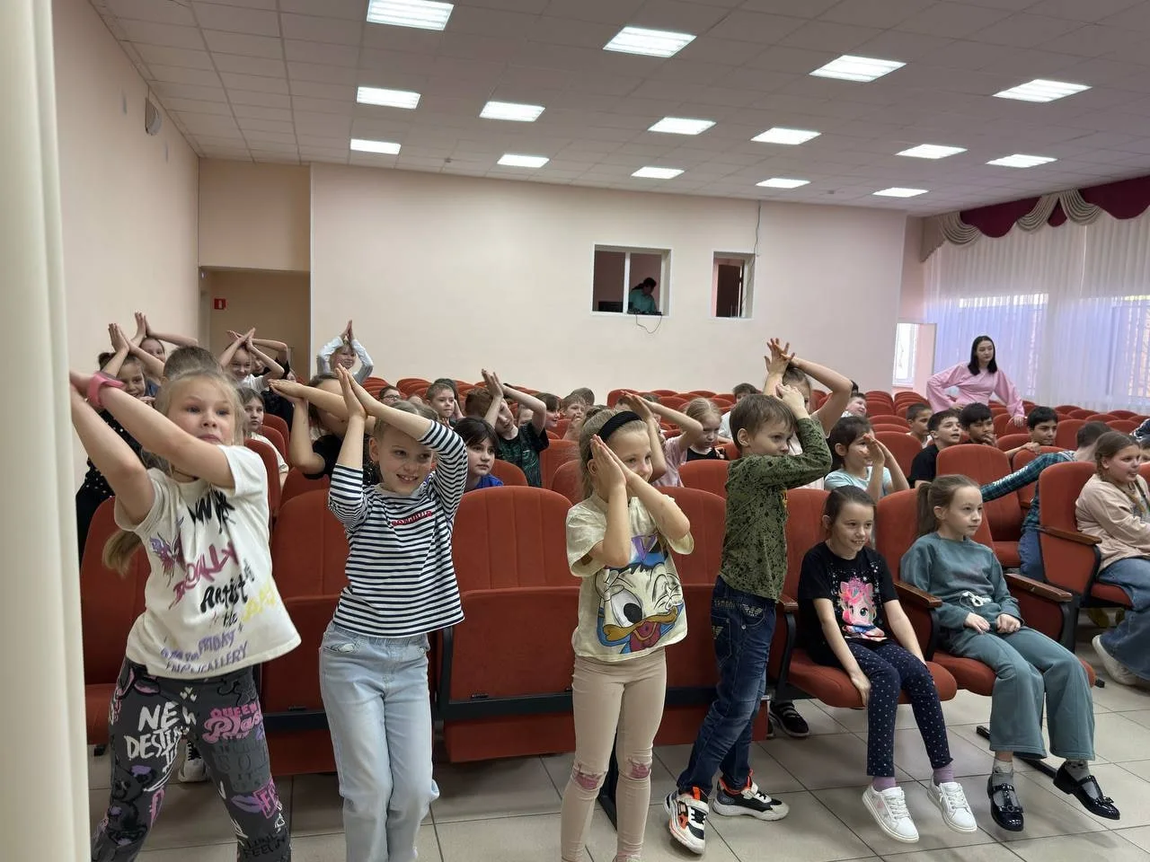 ☀️ ВЕСЕННЯЯ СМЕНА «МЫ ЕДИНЫ!»  🎉 Ура! Весенняя лагерная смена официально открыта! 🎉 Солнце светит яр