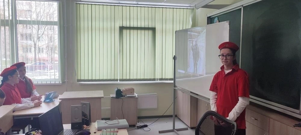 🎖 28 апреля дан старт всероссийской акции «Герои нашей школы»  28 апреля в нашей школе состоялось ва