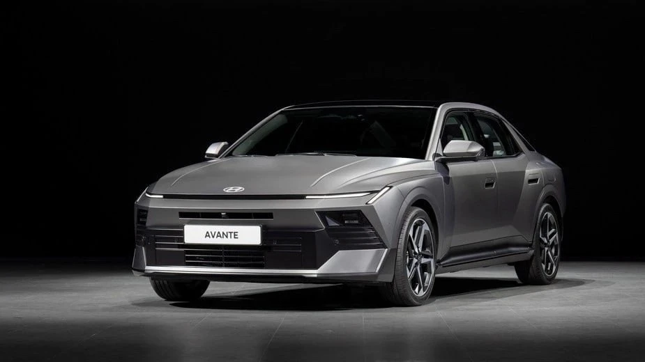 Это новая ELANTRA.