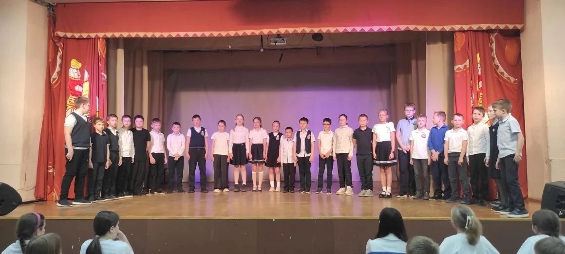 В СП Школа прошёл конкурс «Орлятской песни»! 🎶  В рамках празднования  Дня детских общественных орга