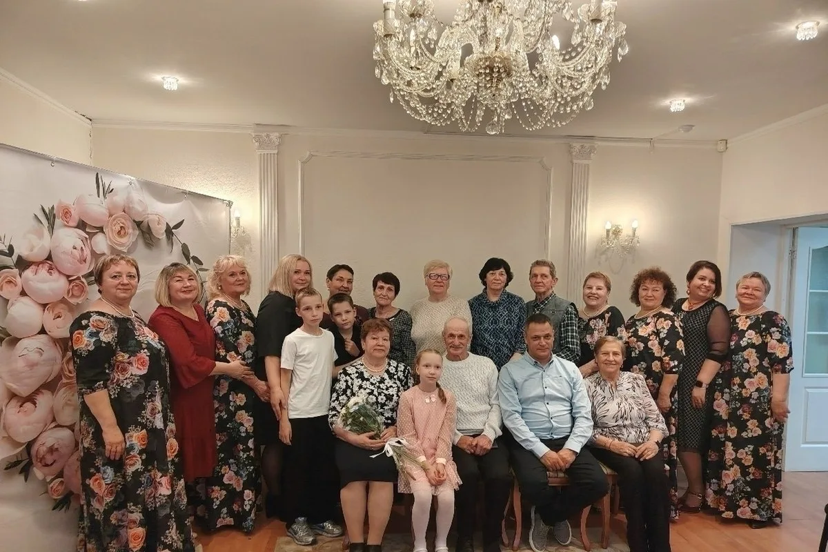 👩‍❤️‍👨 «Золотая свадьба под марш Мендельсона»