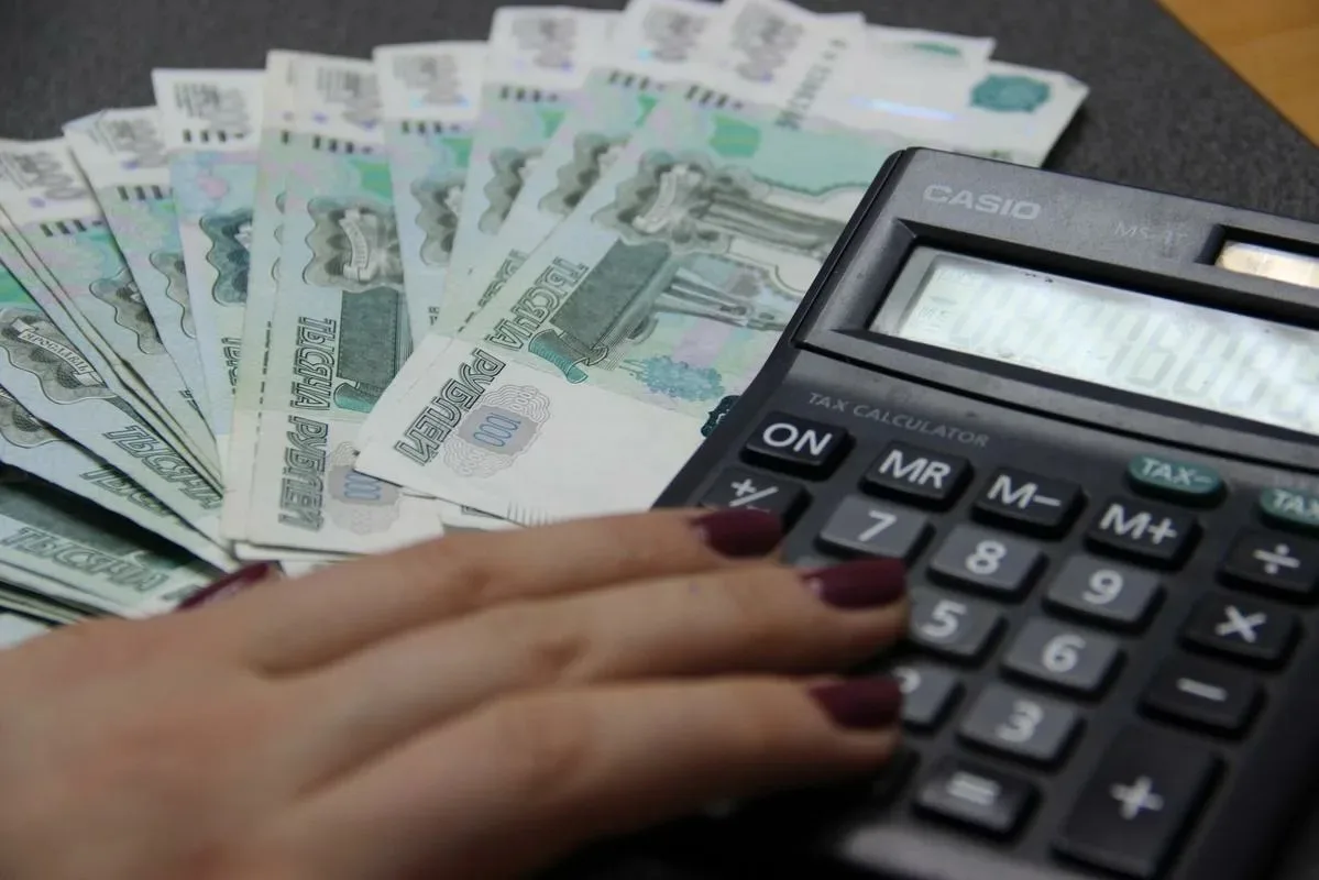 Росстат зафиксировал зарплаты выше 150 тысяч рублей в ряде регионов России

В лидерах — Чукотка (246