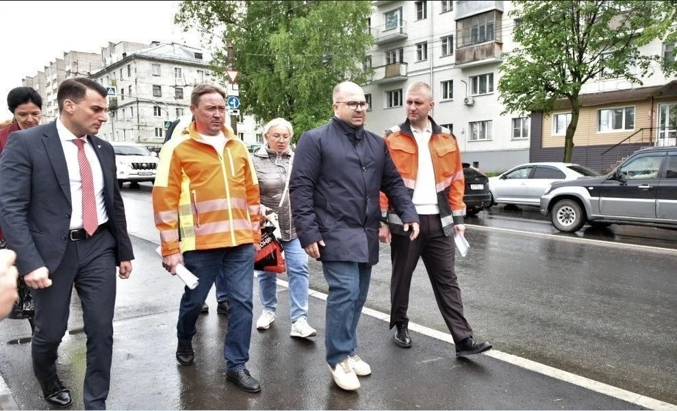 ⚡️Время больших ремонтов 

В Кирове готовятся к приёмке новые участки дорог, отремонтированные по на