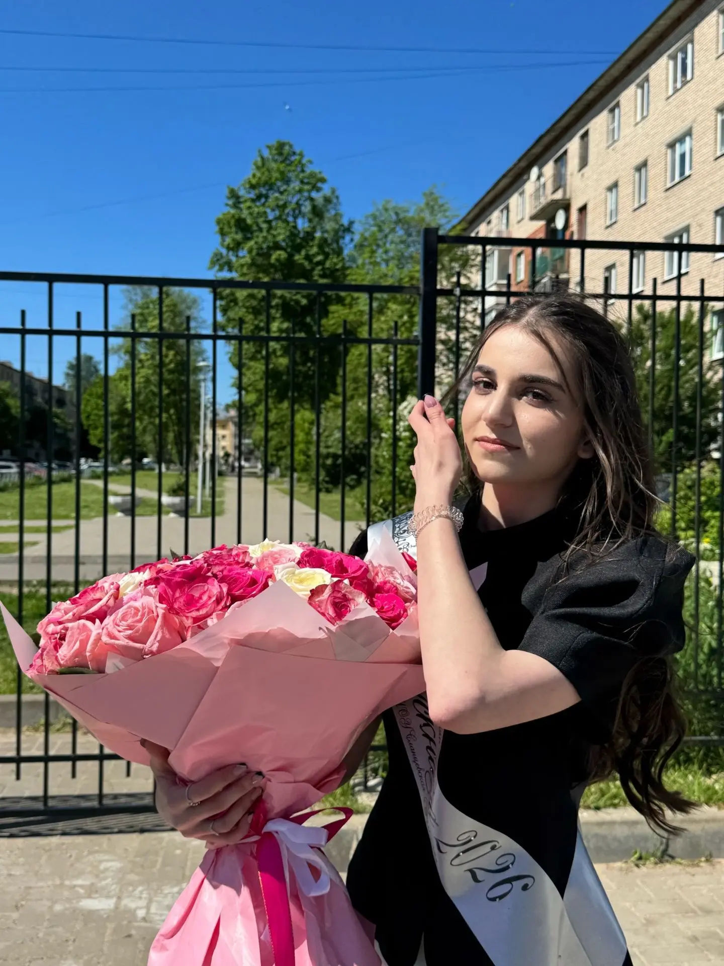 Когда последний звонок прозвенел, а ЕГЭ успешно сдан, можно наконец-то выдохнуть. Пришло время отлож