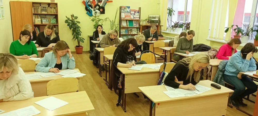 22.04.2026г в школе прошло общерегиональное родительское собрание с участием коллектива школы и роди
