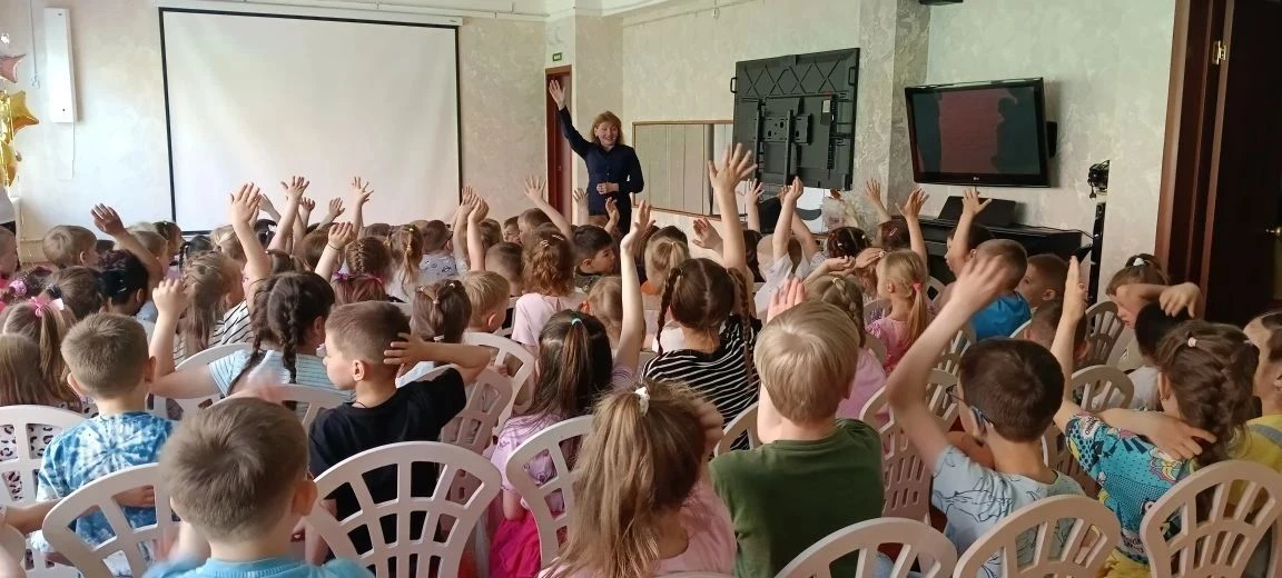 ✨ Театральная премьера в нашем детском саду! ✨
 Юные артисты ДДТ "Юность" театральной студии «Затейн
