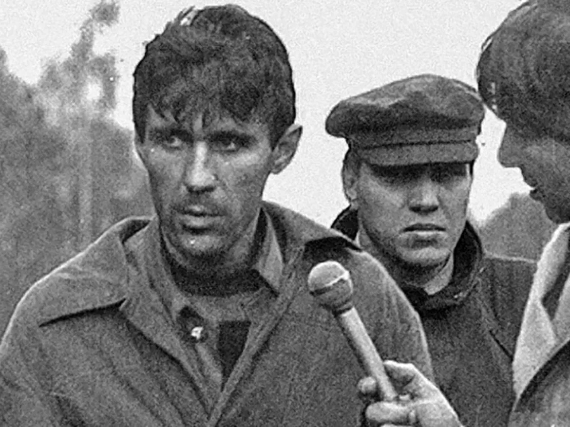 😳 Один из самых жестоких маньяков СССР Сергей Головкин, известный как Фишер, провёл пе...