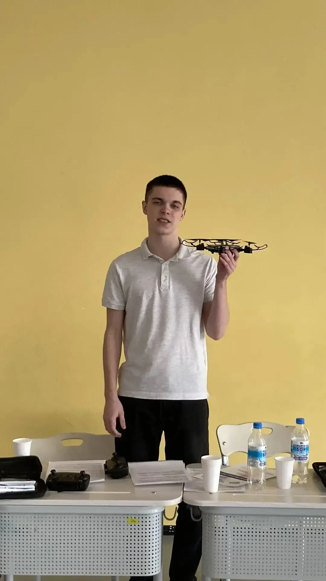🚁 Юный исследователь из 9 «Н» покоряет небо и науку!  В рамках Десятилетия науки и технологий в Тюме