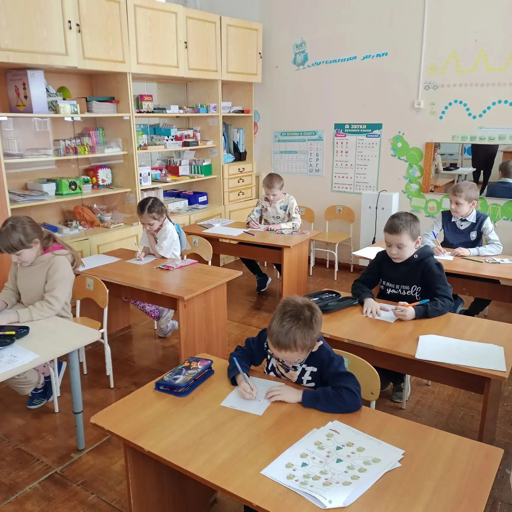 3 марта 2026 года в нашем саду прошла интеллектуальная олимпиада " Умники и умницы!!!",  среди детей