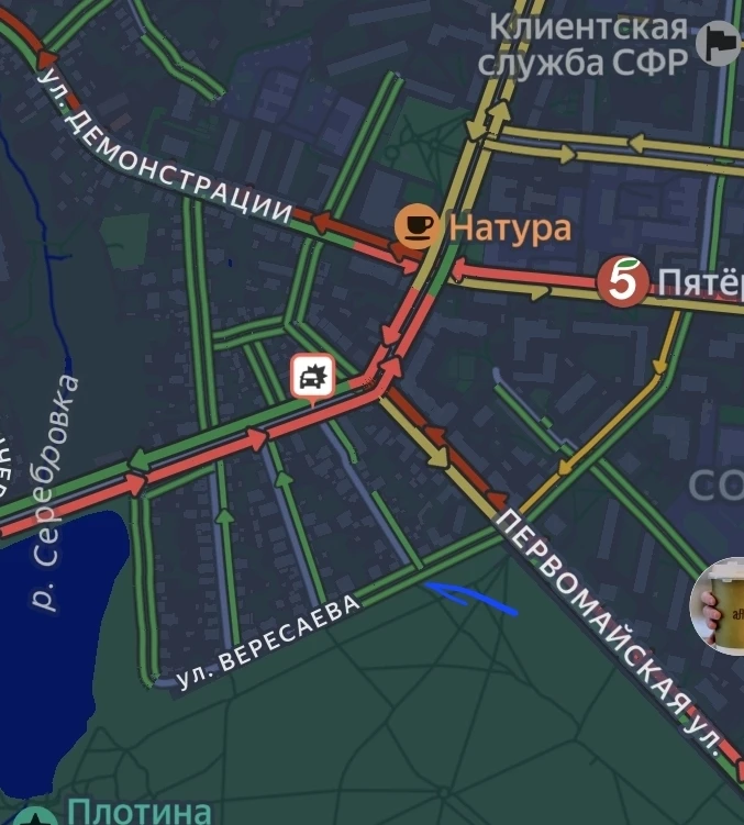 🚨На перекрестке Первомайской и Дмитрия Ульянова массовое ДТП