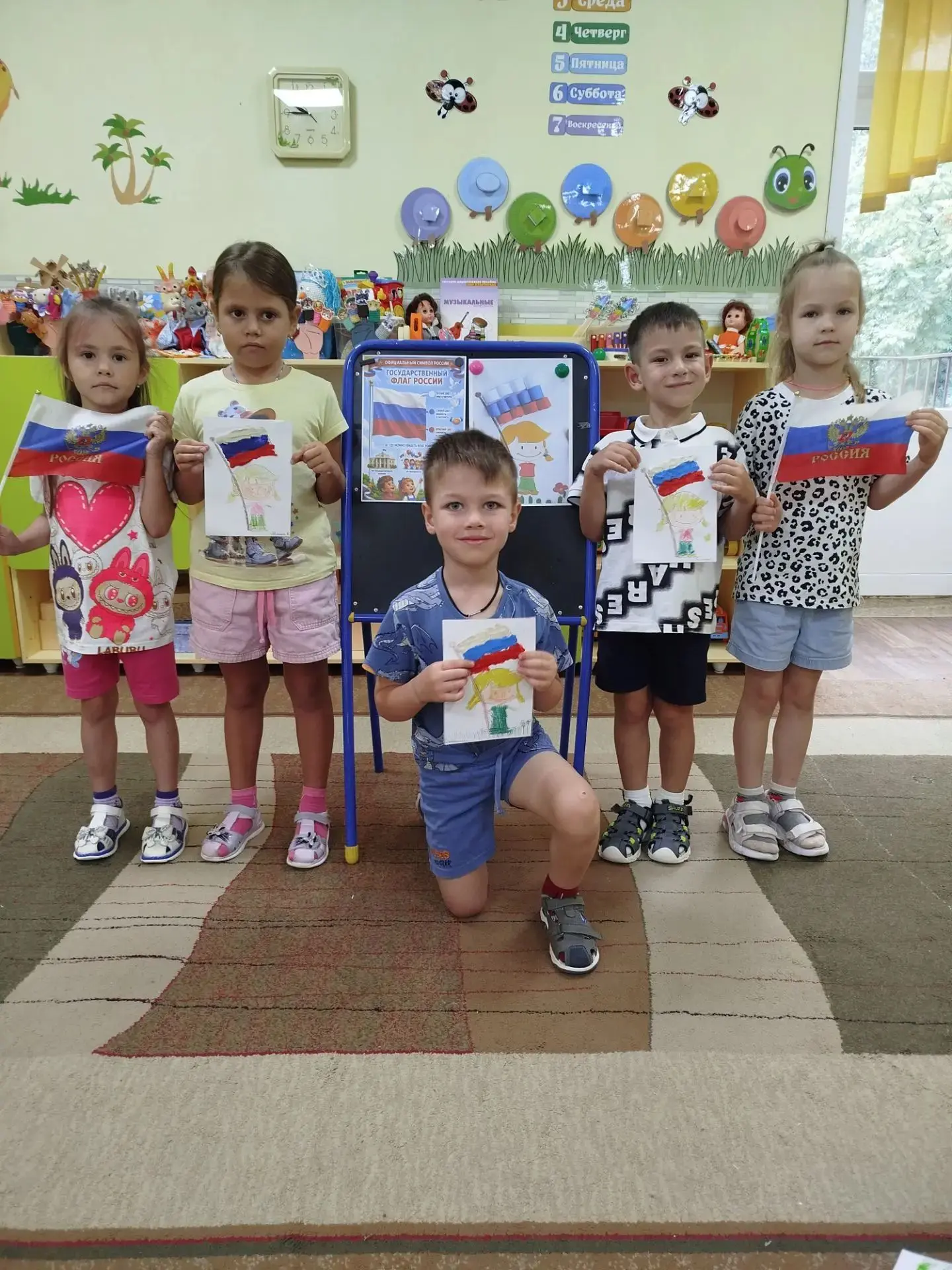 🤍💙❤️Группа «Почемучки» от всего сердца поздравляет всех с замечательным праздником — ...
