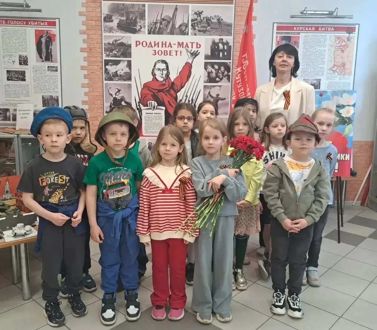 🎗В преддверии Дня Победы наши дошколята посетили школьный музей "Бухенвальдский набат".  💫Экскурсия 