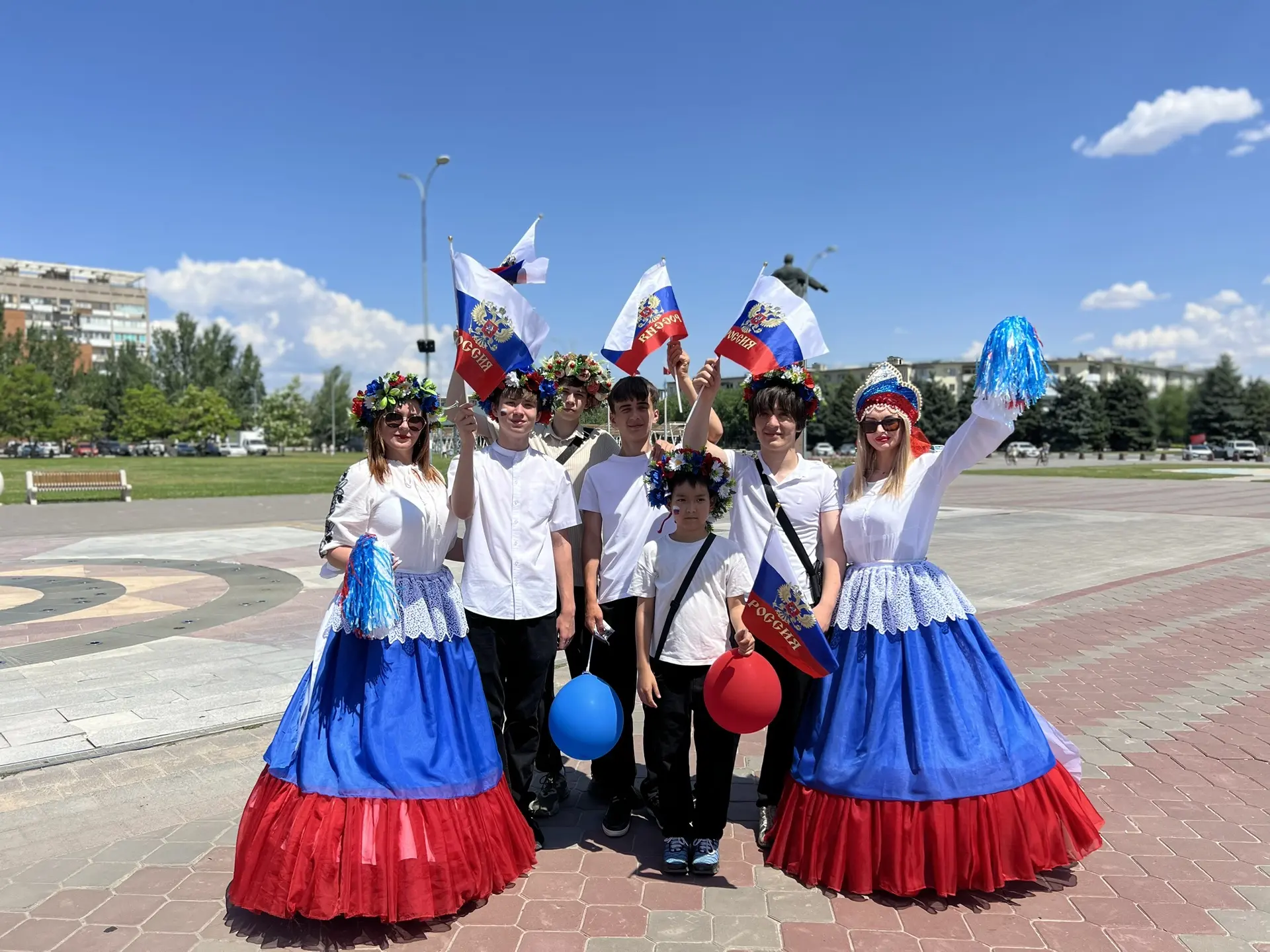 С Днём России! 🇷🇺