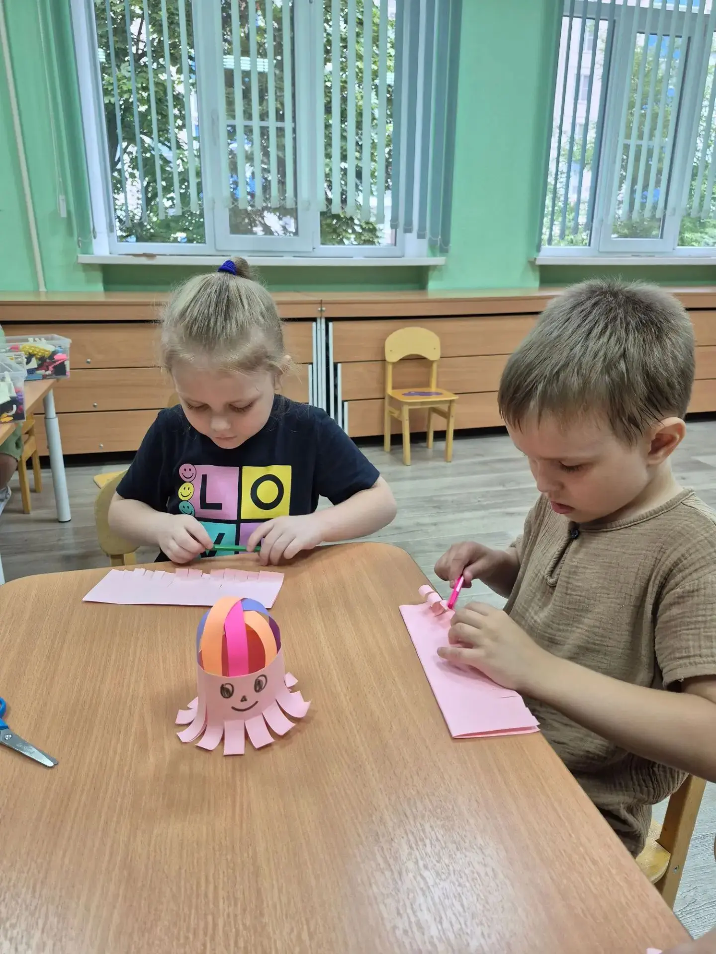 🔱🐠Продолжением тематического дня в группе "Капельки" стала продуктивная деятельность. Ребята сдела