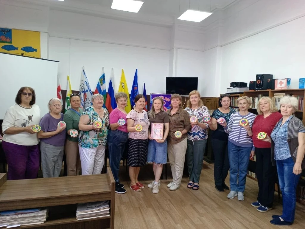 🧵🎨 Две дороги к одному сердцу

Продолжаются занятия по тряпичной кукле с мастером Мариной Быканово