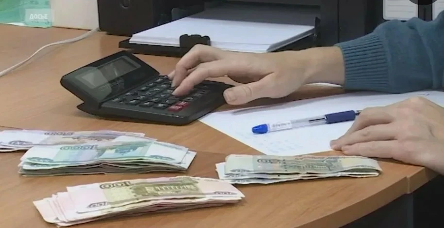 С 1 января 2027 повысят размер пенсий: кому и сколько