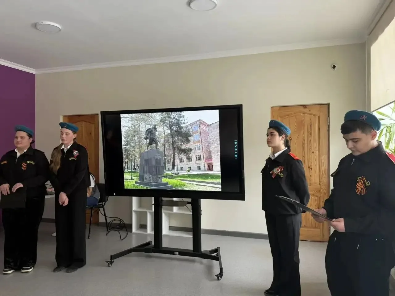 Победа одна на всех! Великая Отечественная война  стала испытанием не только для  русского народа , 