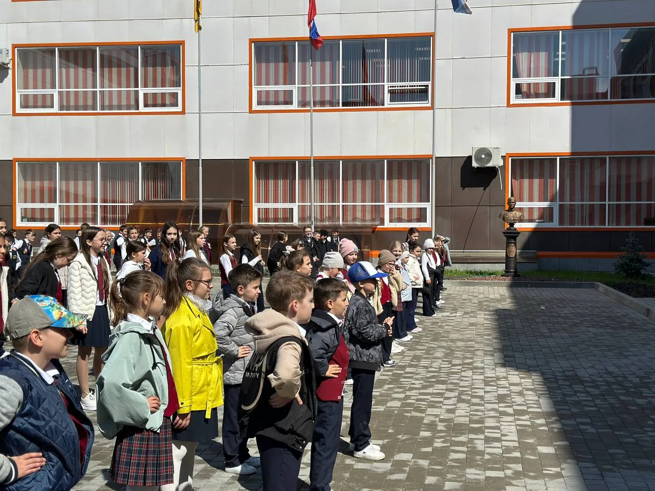 🏃‍♀️ ВСЕМИРНЫЙ ДЕНЬ ЗДОРОВЬЯ В НАШЕЙ ШКОЛЕ: СТАРТ МЕСЯЦА ЗДОРОВОГО ОБРАЗА ЖИЗНИ!  МБОУ СОШ №11 г. Ес