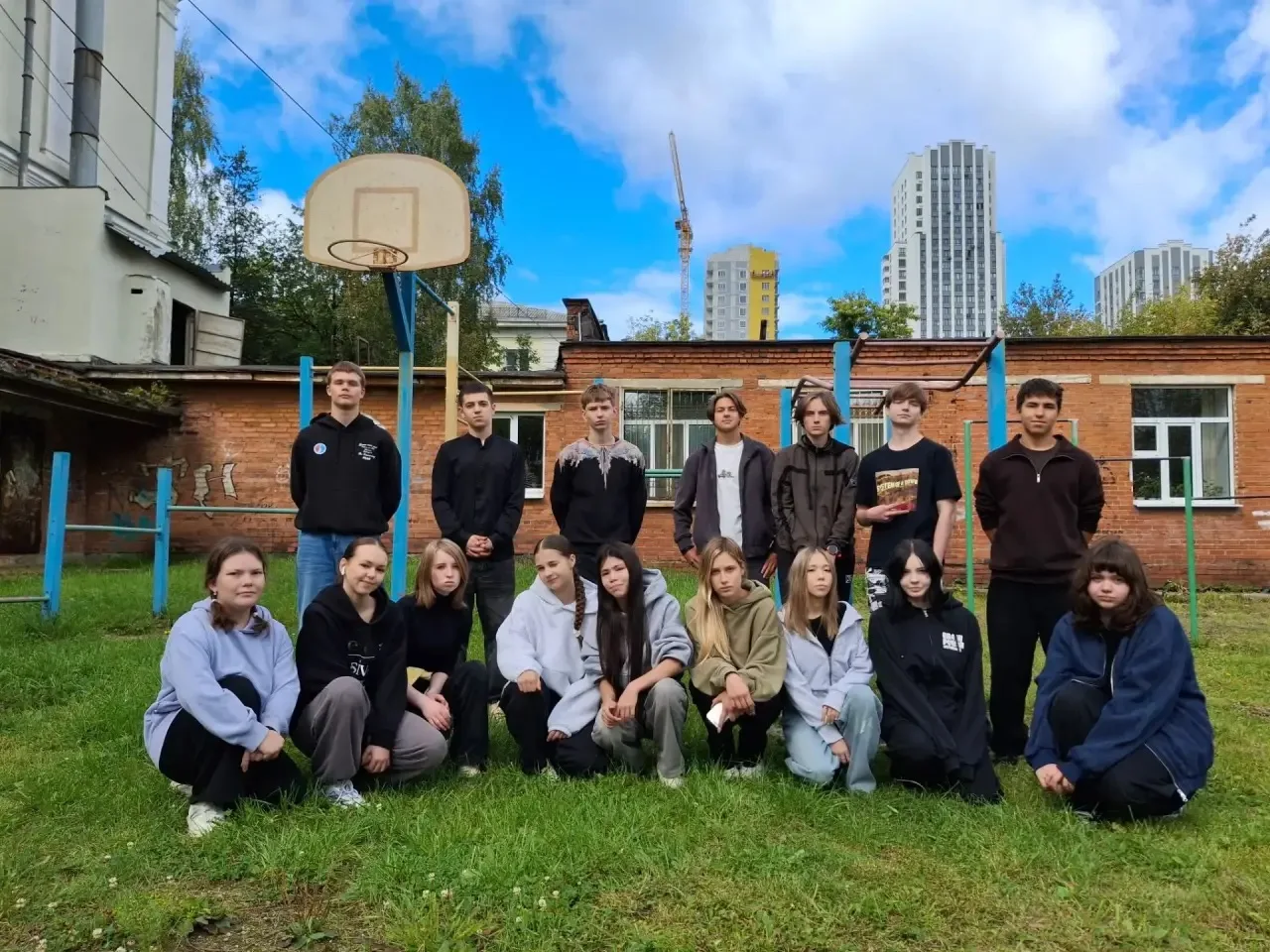 Сегодня наша школьная спортивная площадка зажила по-новому! ⚽️🏀