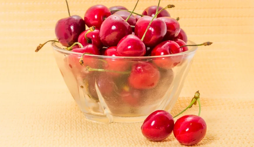 🍒 Сколько черешни можно съесть в день без вреда для здоровья?