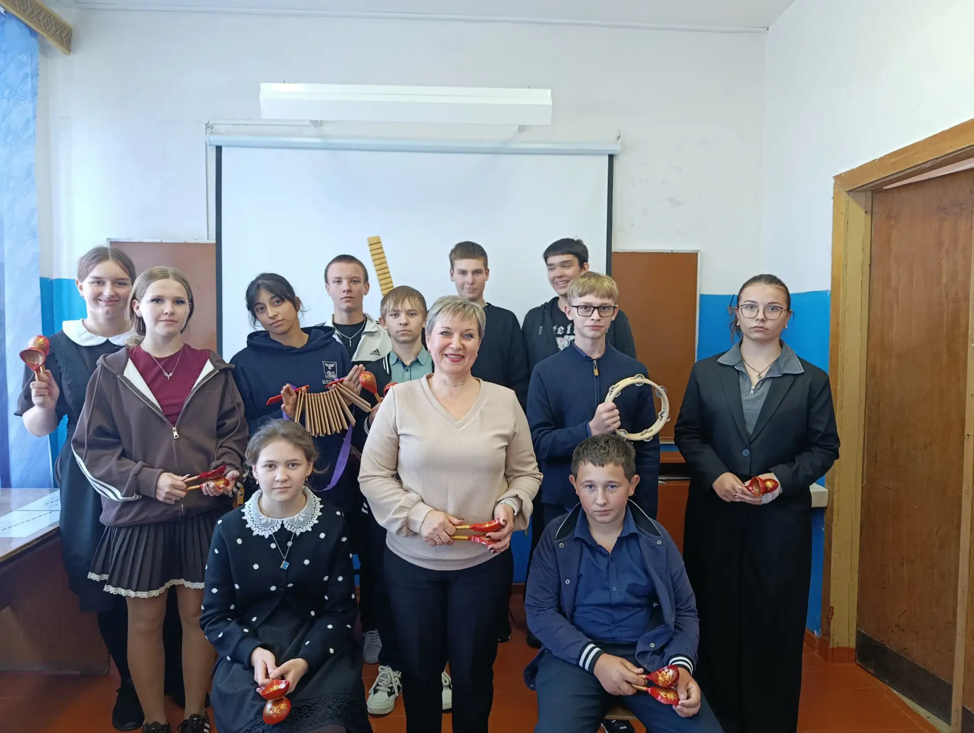 Преподаватель Ровеньской детской школы искусств Очкий Наталья Ивановна провела мастер-к...