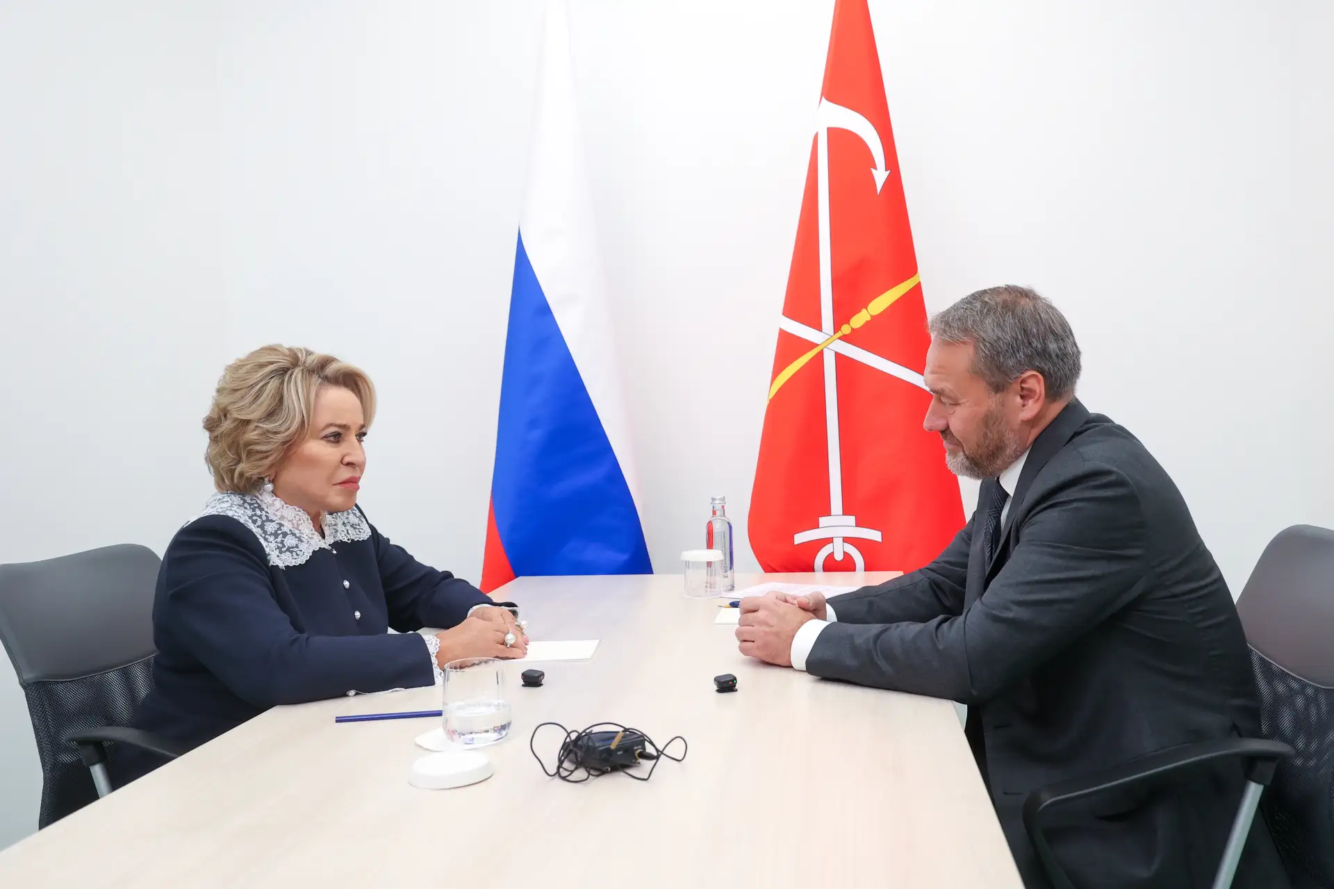 Председатель Совета Федерации Валентина Матвиенко провела встречу с председателем Закон...