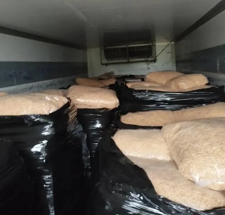 В Псковской области не пропустили 3,5 тонны итальянского корма для животных.