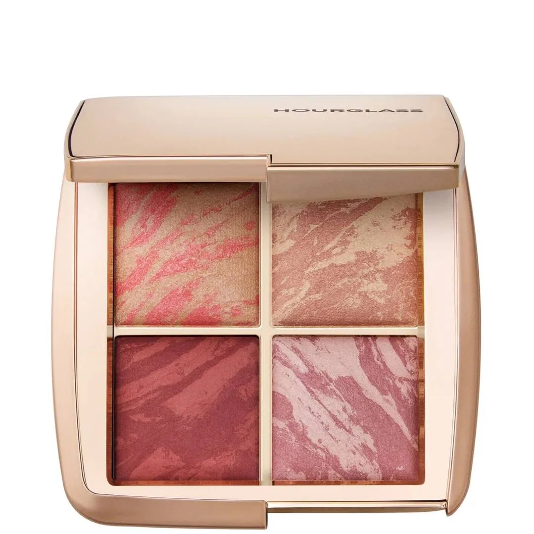 Hourglass -  Ambient Lighting Edit Flushed Edit

Палетка запеченных румян — выпущена эксклюзивно для