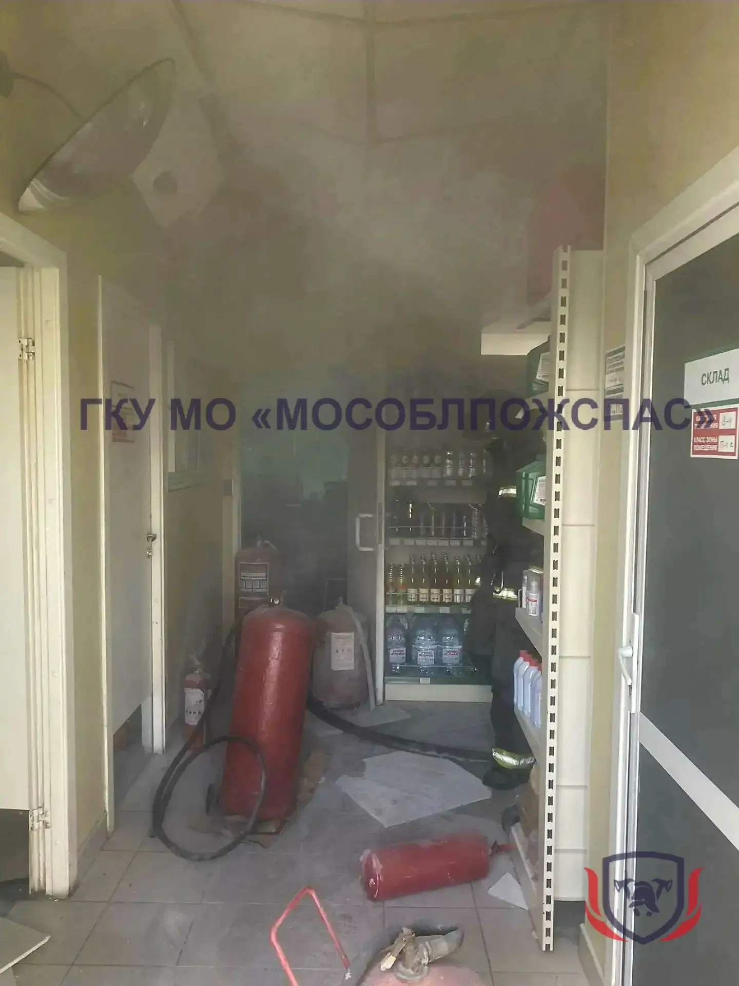 СРОЧНО! Огнеборцы потушили возгорание на автозаправочной станции ⚡️⚡️  📍 Пожар произошёл в округе #Ч
