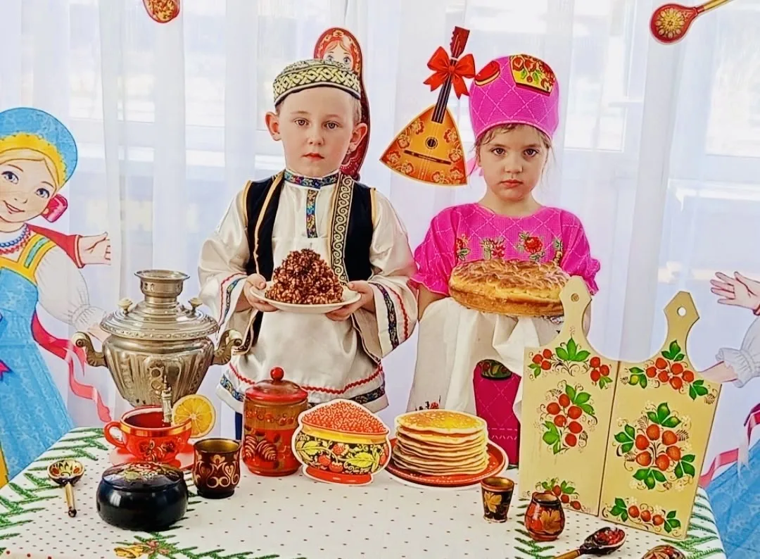 🎉 🇷🇺Ярмарка народов России в нашем детском саду! 🇷🇺🎉

В рамках Года Единства народов России в 