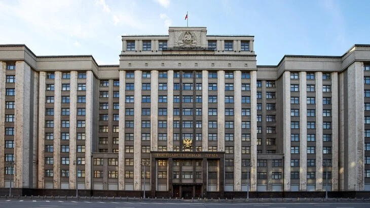 Мессенджер Telegram могут признать в России террористическим ресурсом. Об этом заявил депутат ГД Анд