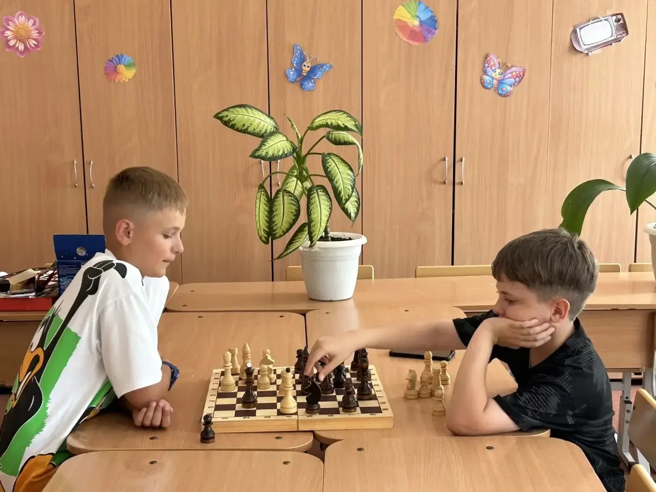 🌟 В нашем лагере каникулы — это не только отдых, но и время для новых открытий в кружк...