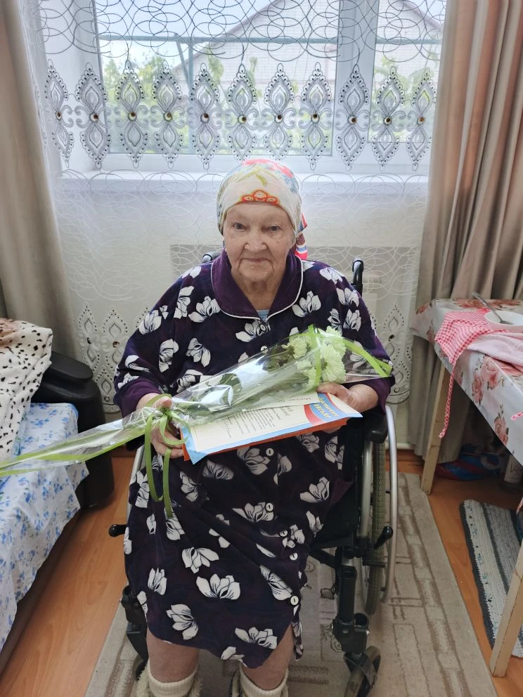 Своё 97-летие отметила житель рабочего посёлка Башмаково - Рыжакова Татьяна Львовна. В ...