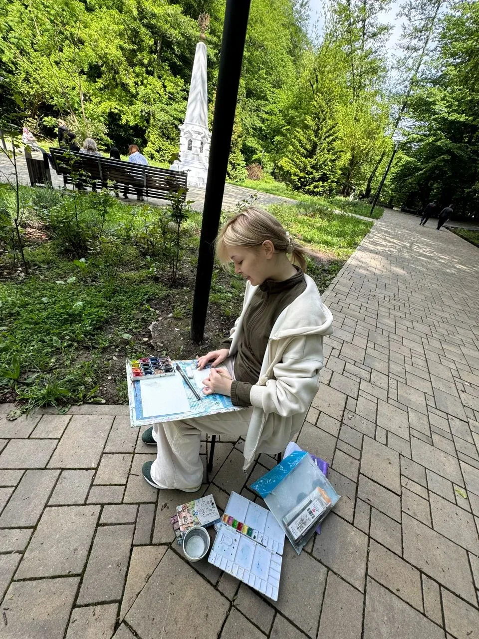 🎨 Дантово ущелье в Горячем Ключе стало площадкой Всероссийского пленэра.  В минувшее воскресенье в р