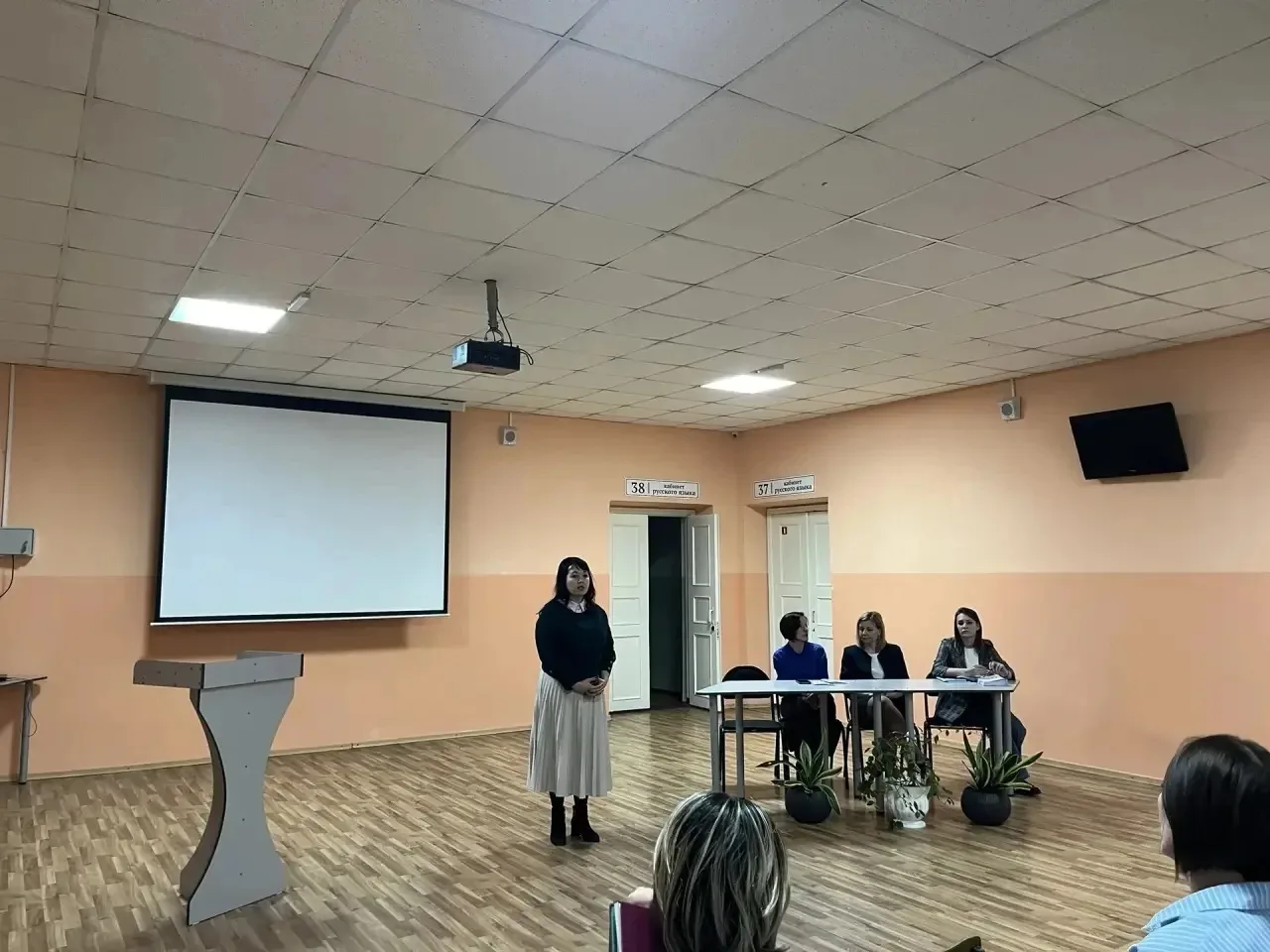 27.01.2026 в МБОУ «СОШ № 5» состоялась профориентационная встреча родителей выпускников с представит