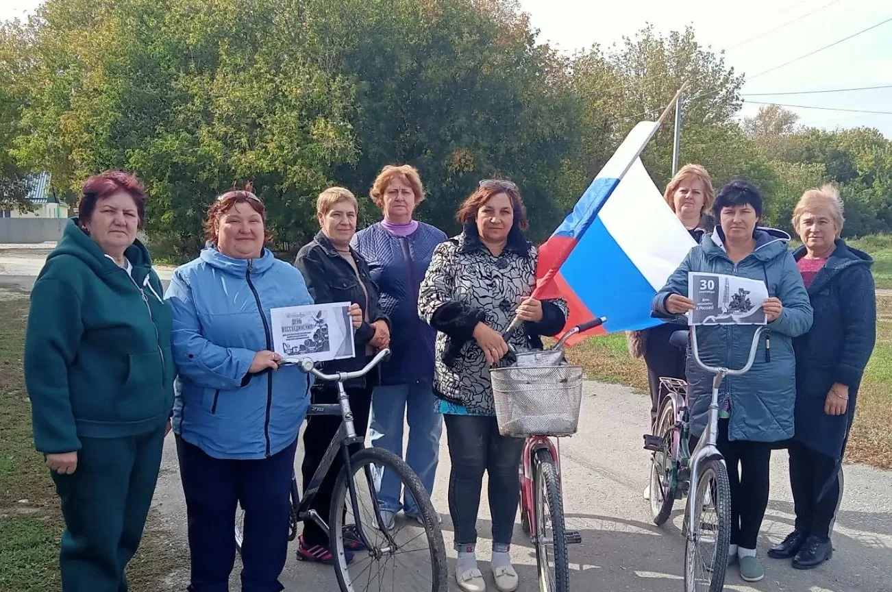 🚴‍♀️ В рамках Всероссийской акции «Спасибо, что #МЫВМЕСТЕ», в Лысогорском районе состо...