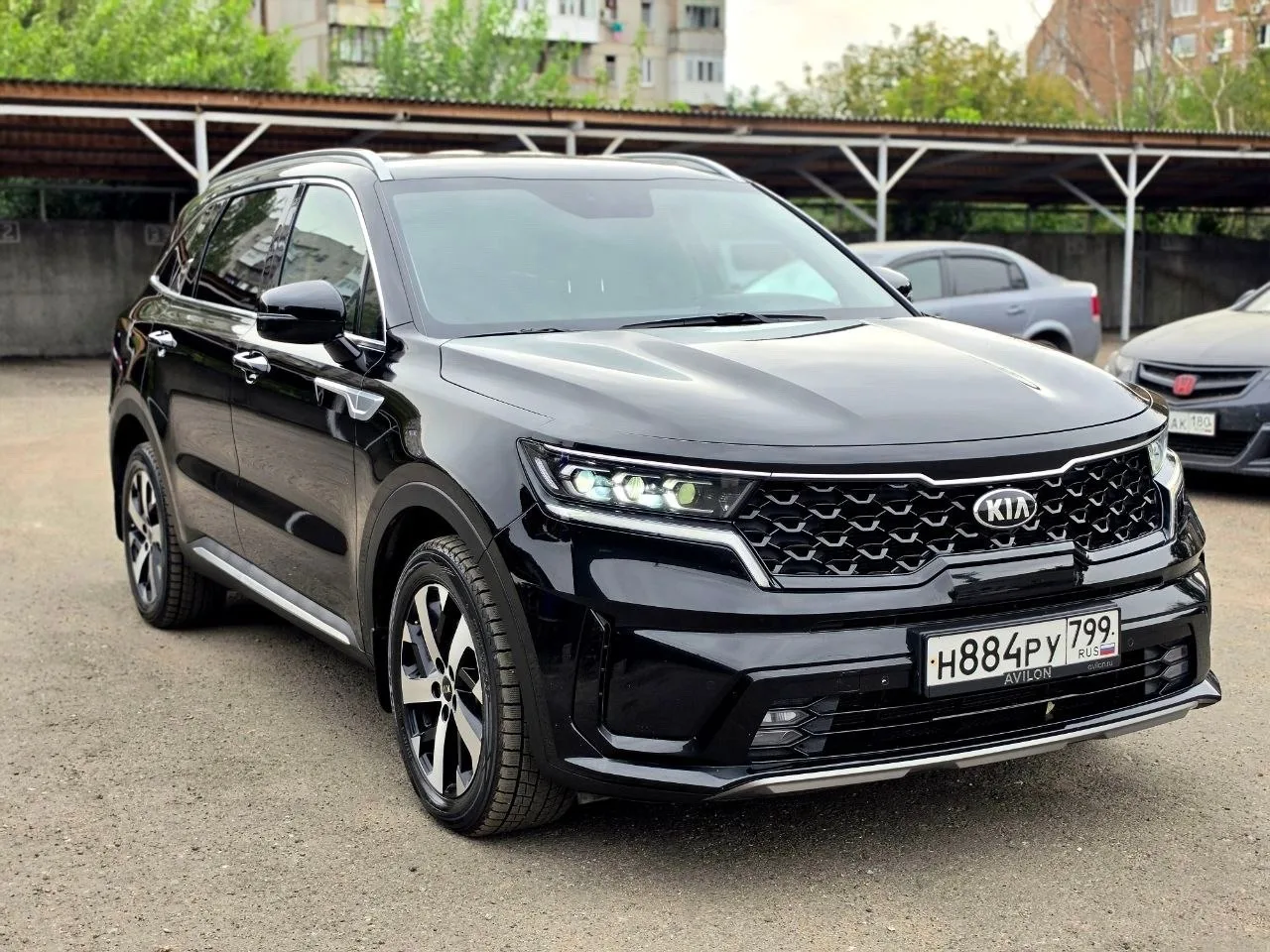 Срочная продажа шикарного Kia Sorento 2020 2.5 полный привод ,7 мест, максимальная комп...