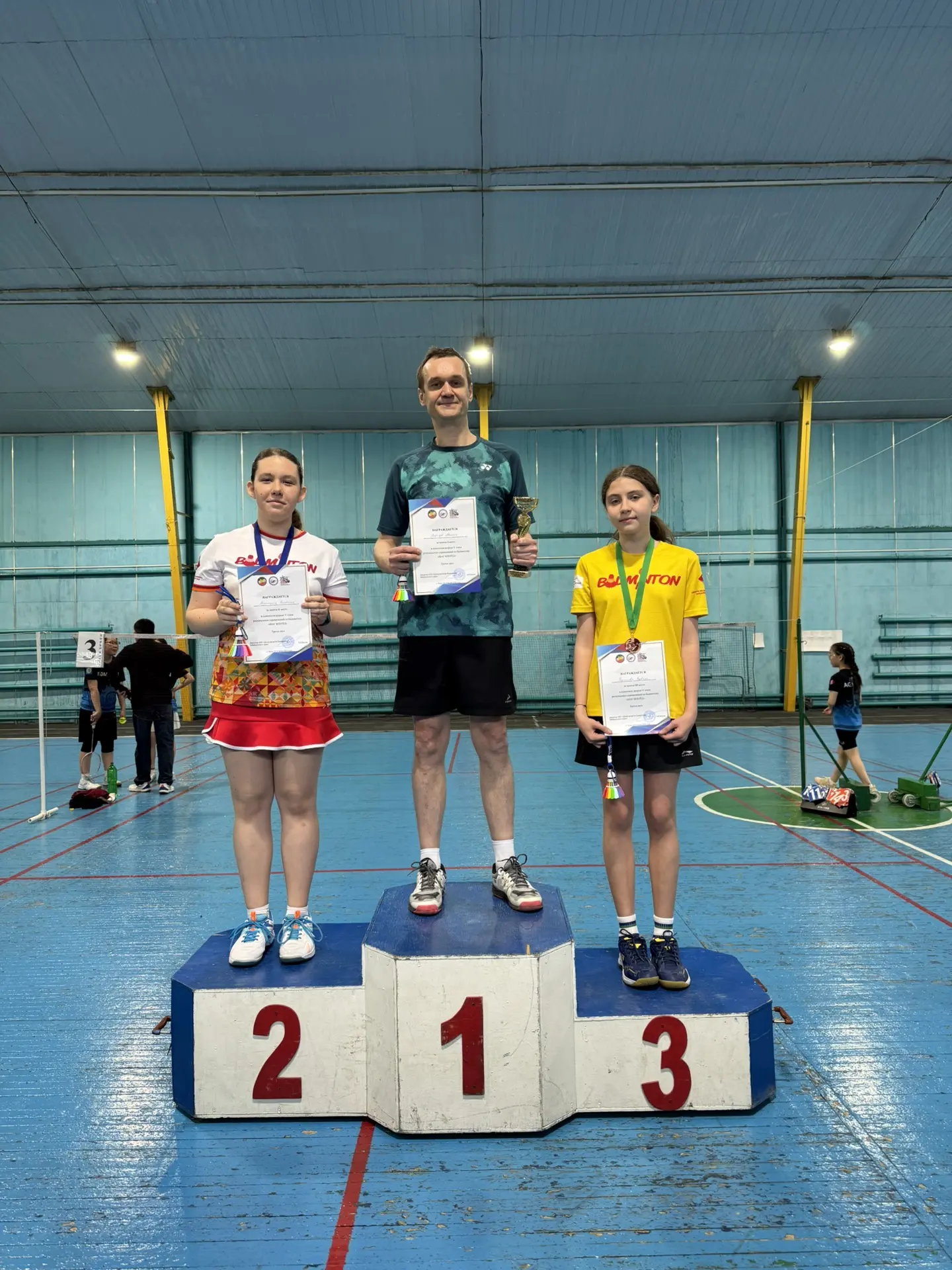 💫 А мы продолжаем движение вперёд!

💪 Результаты первого игрового дня V этапа соревнований по бадм