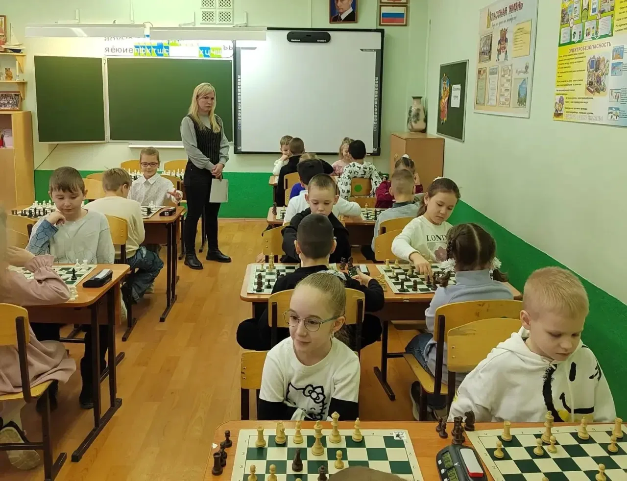 ♟️♟️♟️ 19 февраля  в нашей школе прошел ШАХМАТНЫЙ ТУРНИР среди первоклассников⚡ ♟️  В турнире принял