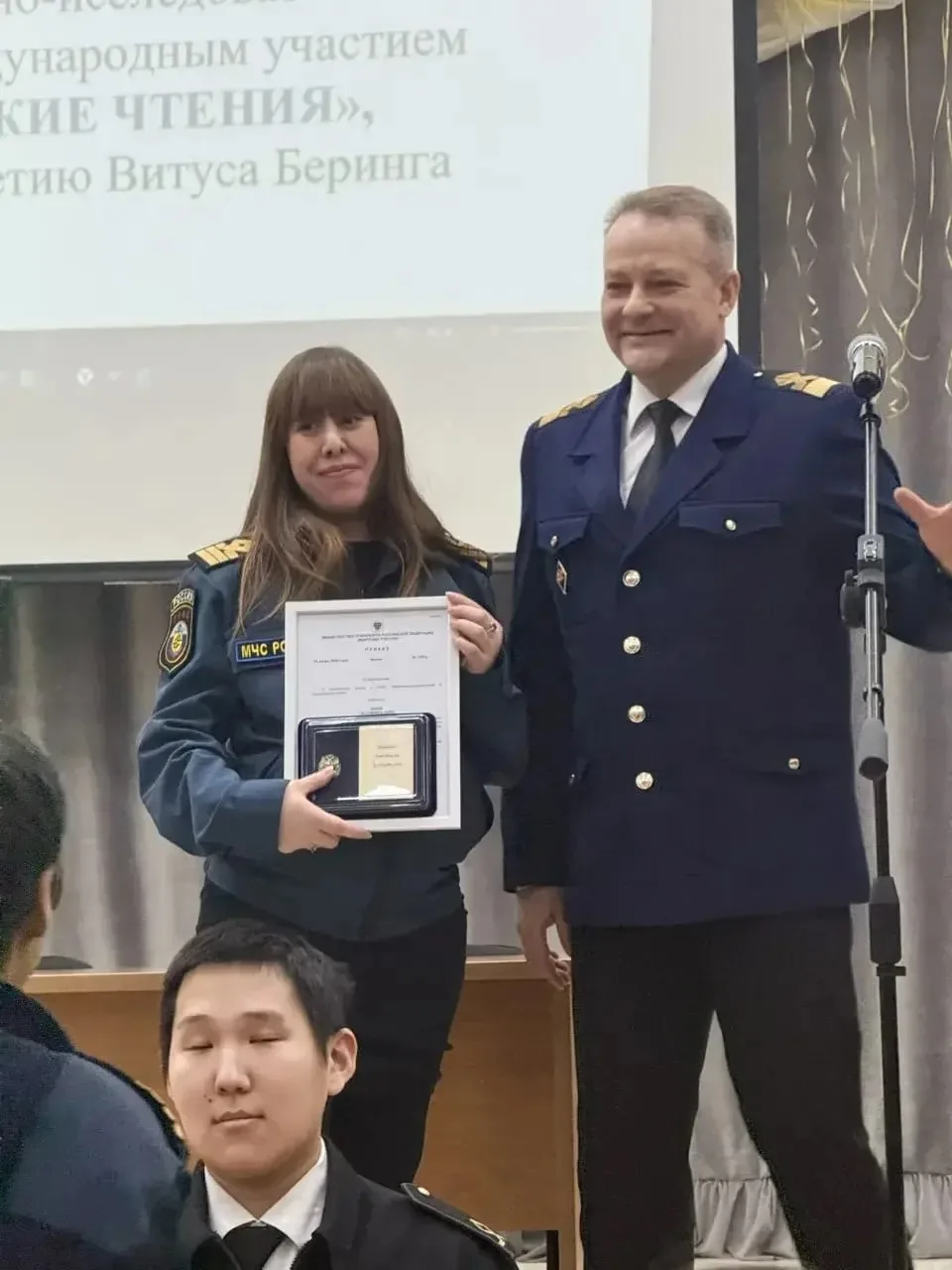 «ЗА ОТЛИЧИЕ В УЧЕБЕ». НАШИ ВЫПУСКНИЦЫ НАГРАЖДЕНЫ ВЕДОМСТВЕННЫМИ ЗНАКАМИ МИНИСТЕРСТВА ТРАНСПОРТА РОСС