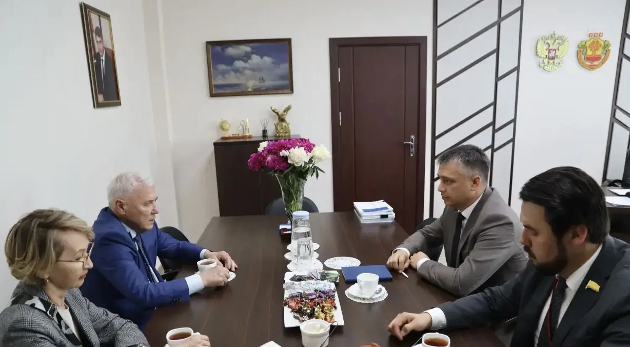 Дмитрий Захаров:

Сегодня встретился с депутатом Госдумы Анатолием Аксаковым. 

🚧Главная тема — зая