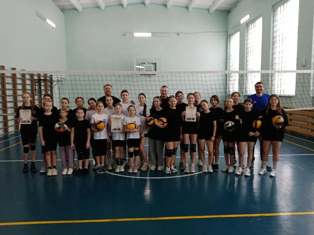Сегодня на спортивной площадке Казацкой школы в честь Международного женского дня прошё...