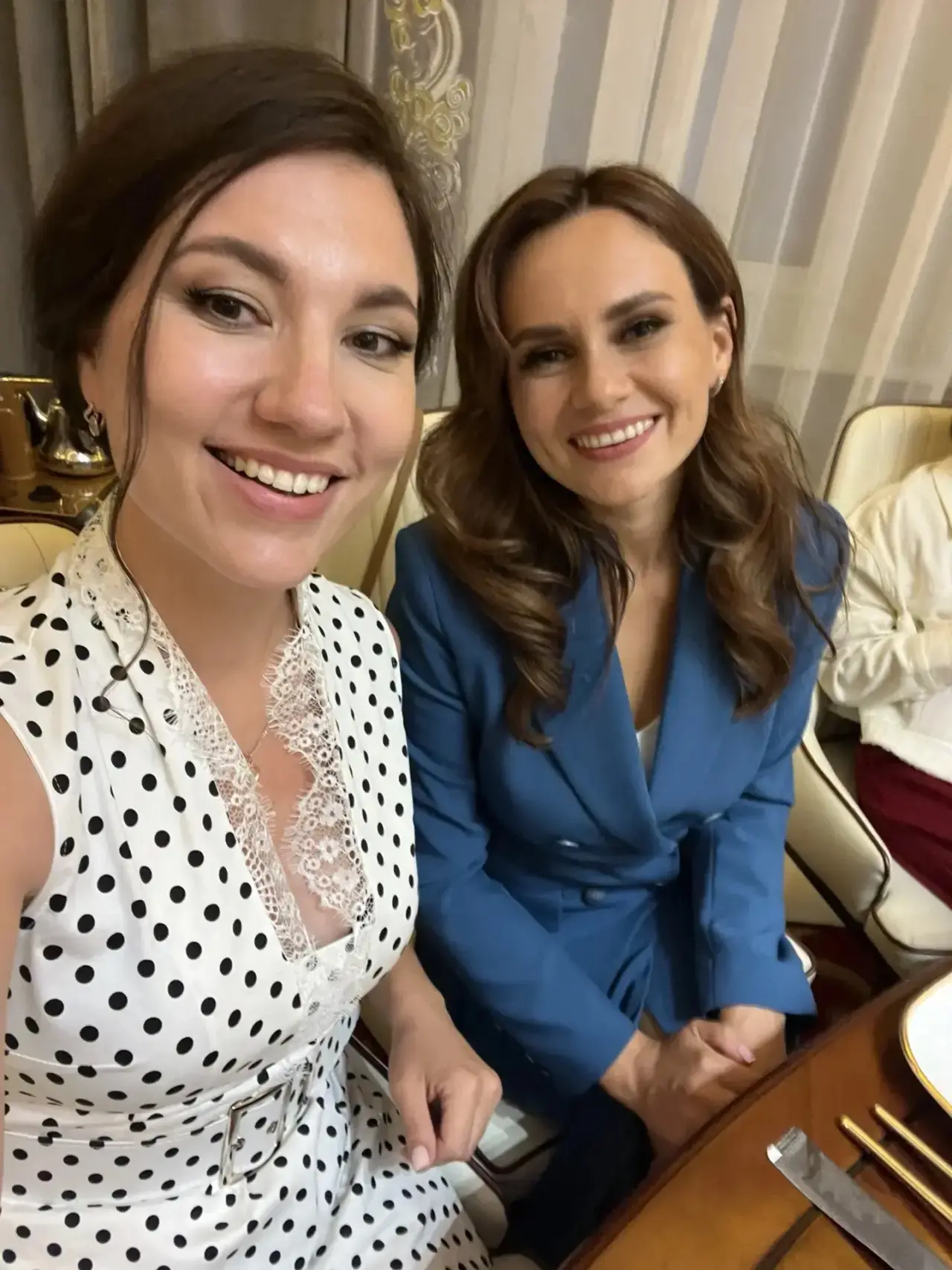 Милую девушку Марину Зацветет (мне кажется, это уже ее фамилия :) многие знают. По цвет...