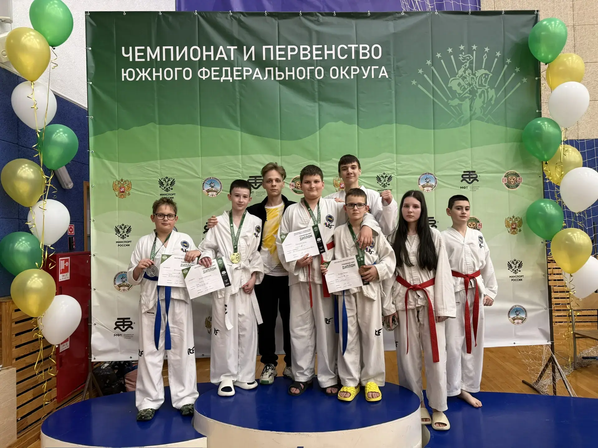 🌟 Триумф наших тхэквондистов на чемпионате ЮФО! 🌟  🎉 С гордостью сообщаем о блестящих результатах на