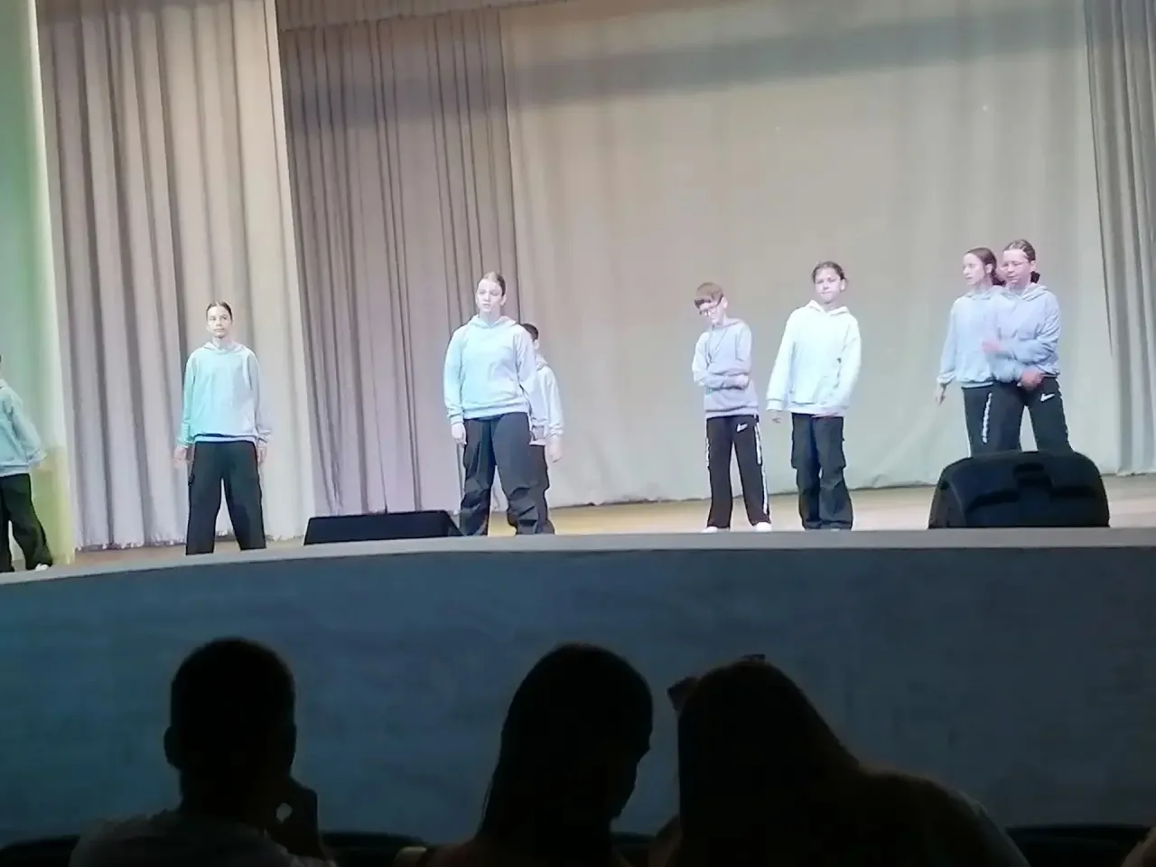 «В рамках празднования Дня молодёжи в ДК имени Гагарина прошёл танцевальный концерт для воспитаннико