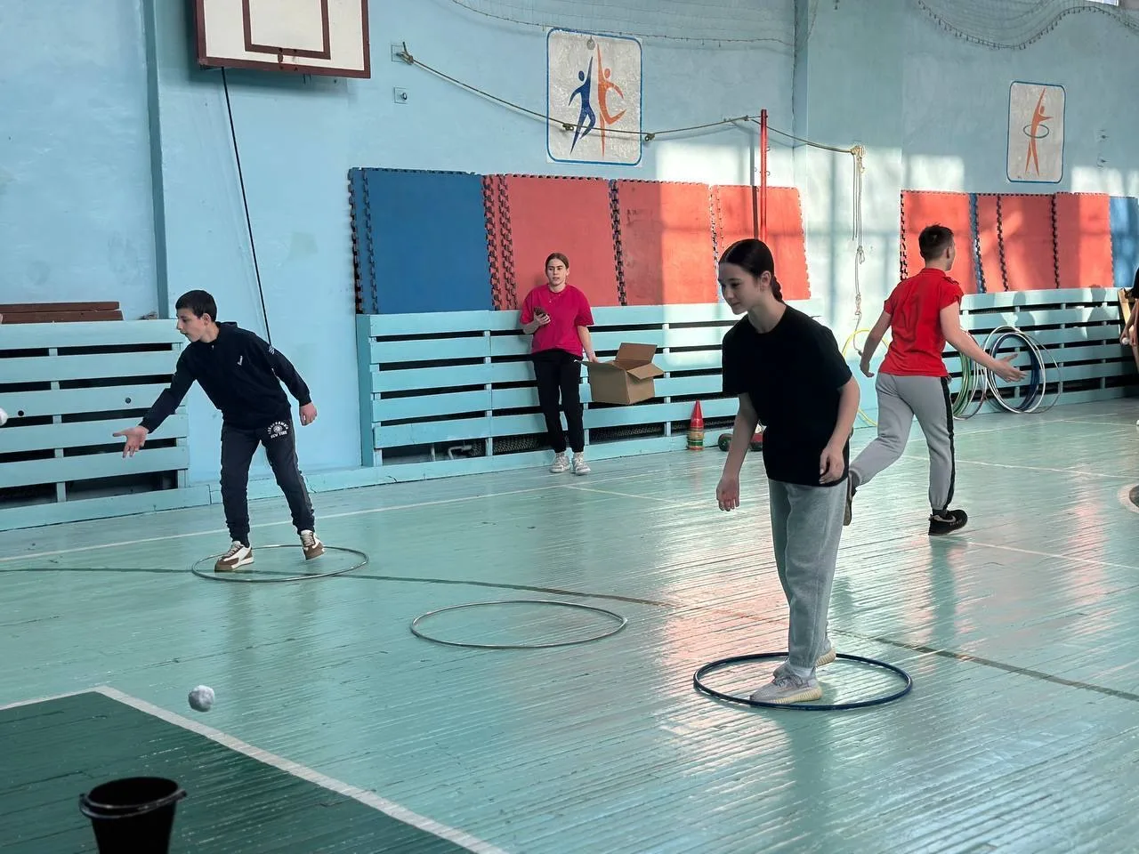 🏅💪 Спортивные эстафеты в рамках месячника оборонно-массовой работы!  В МАОУ "Школа №15 г. Благовещен