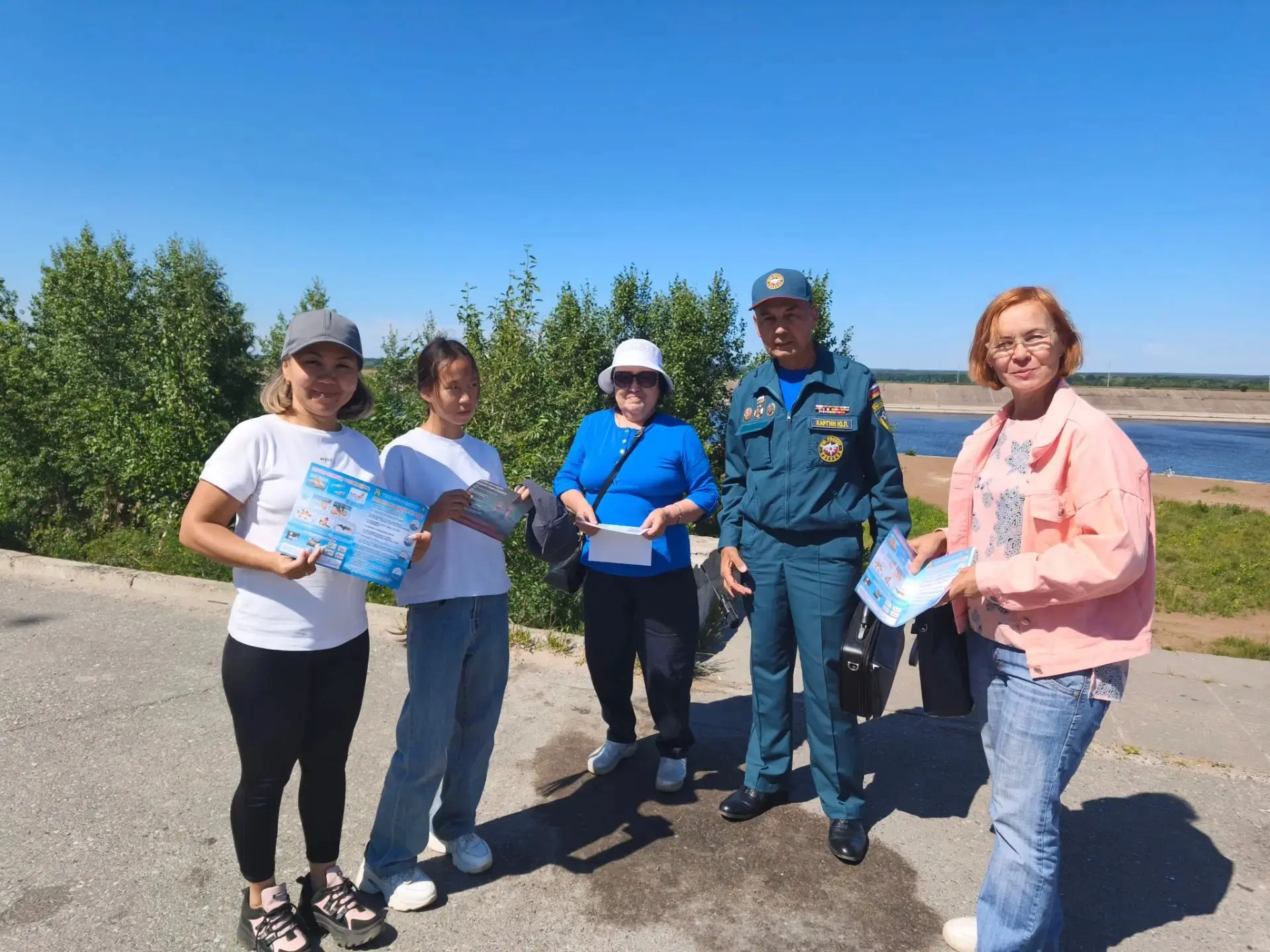 Безопасность на воде — в приоритете!

🌊 Родительский патруль нашего лицея на страже безопасности! В