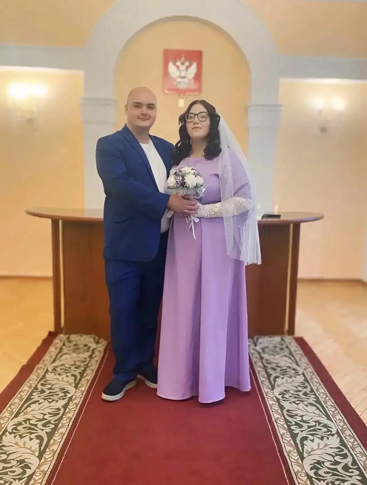 💍В торжественном зале отдела ЗАГС Администрации Боровичского муниципального округа прекрасная пара 